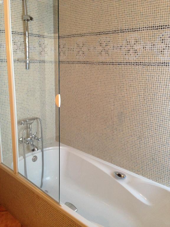 Hospederia Ana Pilar Hotell Porcuna Rum bild